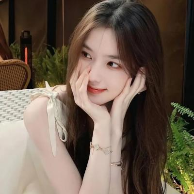 脱离渣男后团宠千金在线掉马